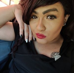 Meet your Posher, Veronica